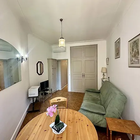 Apartman Cannes La Croisette - Palais Miramar - Studio Au Calme Cote Jardin